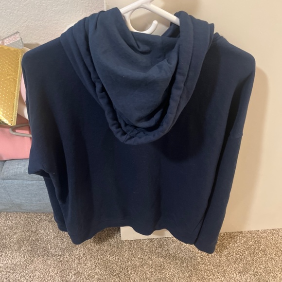 Outerknown women’s navy hoodie, new with tags medium - Picture 4 of 4